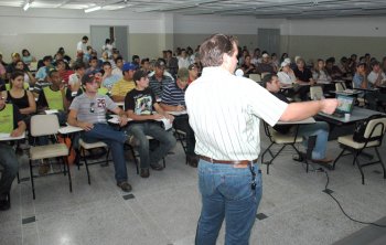 Atividade é realizada em alusão ao Dia do Zootecnista